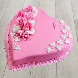 Order Strawberry Cake in Heart Shape 