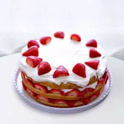 Deliver Enticing Strawberry Cake for Anniversary