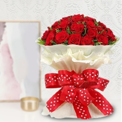 Buy Online Bouquet of Red Roses<br>
